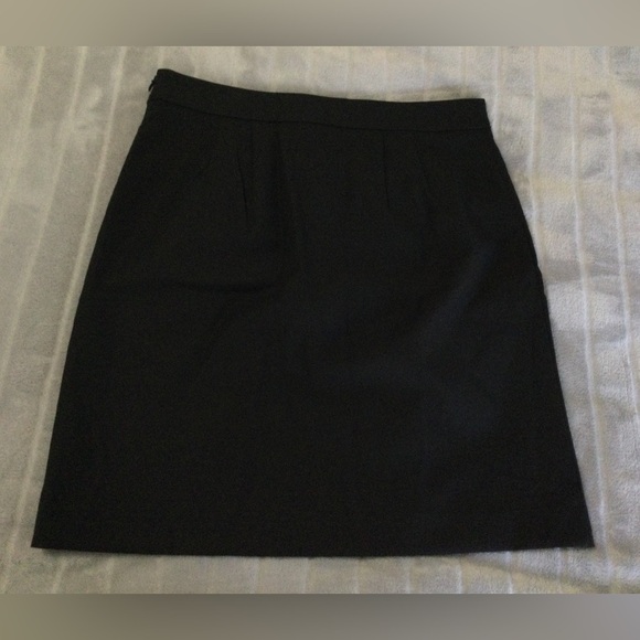 TALBOTS FAUX WRAP BUTTON DETAIL A-LINE SKIRT BLACK SIZE 6P - Picture 3 of 7
